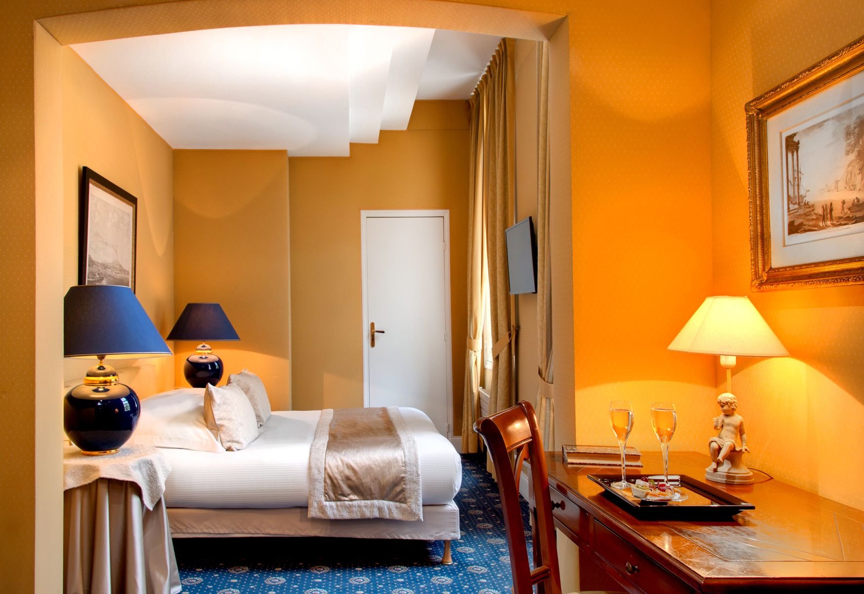 Domaine de Vaugouard **** | Hotel near Paris | Deluxe Room- Château